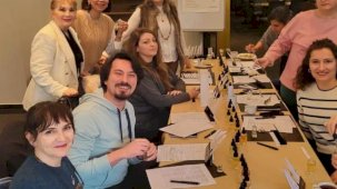 İzmir'de kokular iyiliğe yükseldi... Braille kitaplara erişim için özel etkinlik