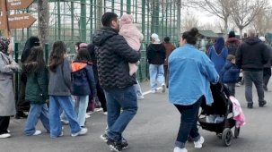 Kayseri'de hayvanat bahçesinde bayram yoğunluğu