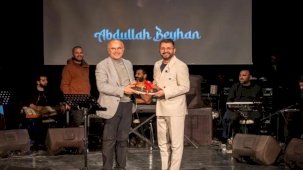 Malatya'da Ramazan akşamına ilahi dinletisi