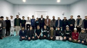 Mardin Milletvekili Faruk Kılıç, Hafız öğrencilerle sahurda buluştu