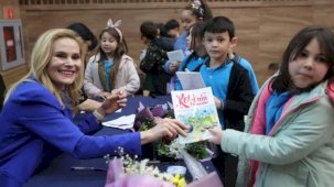 Muğla'da çocuklar yazarlarla buluştu