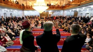 Sakarya'da 16 ilçede 6 bin çocuğa bayram sevinci