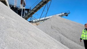 Sivas'ta Tecer Taş Kırma Tesisi yeni sezona başladı