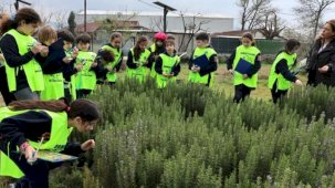 Ürünlü’de Doğa Sevgisi Yeşeriyor