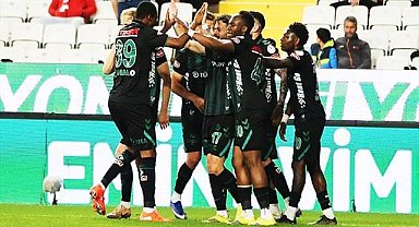Hesap.com Antalyaspor 0-2 Tümosan Konyaspor (Maç Sonucu)