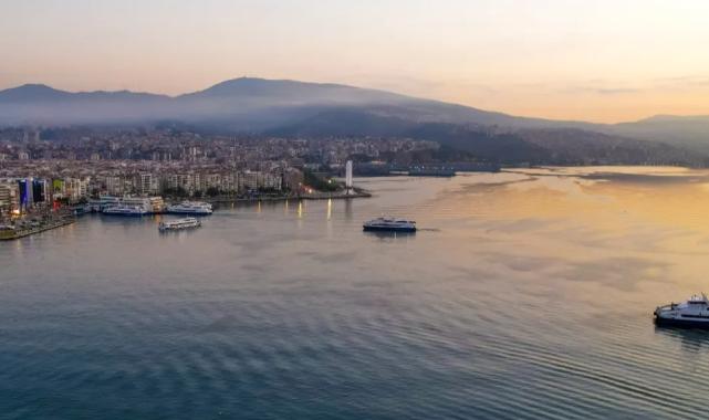 İzmir'de bilim insanlarından 'havza bazlı çözüm' çağrısı