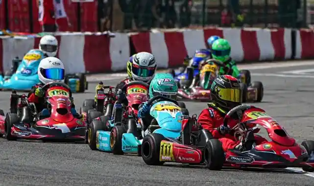 Karting sezon açılışında büyük çekişme