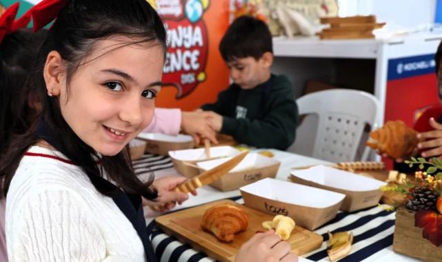 İzmiz'te kruvasan süsleme atölyesi ilgi görüyor