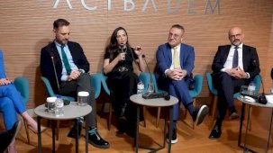 Akciğer kanserinde umut artıyor... Uzmanlardan kişiye özel tedavi vurgusu