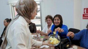 Ankara Keçiören'de kadınlara özgüven aşılayan program