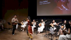 Antalya’da “Kadın Kadına Türküler” geceye damga vurdu