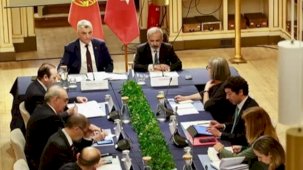 Bakan Bolat, Portekiz’de Dışişleri Bakanı Rangel ile görüştü