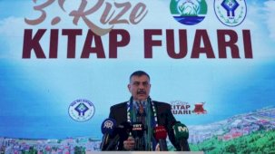 Bakan Çiftçi Rize Kitap Fuarı'nın açılışına katıldı