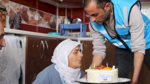 Besra Nine'ye sürpriz doğum günü