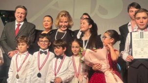 Genç yeteneklerin yıldızı İzmir’de parladı