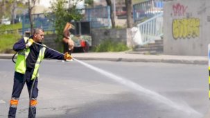 İstanbul Maltepe'de bahar temizliği hız kesmiyor