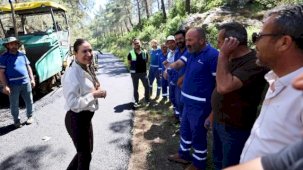 İzmir Efes Selçuk'ta asfaltlama çalışmaları sürüyor