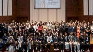 İzmir’in gönüllü sağlıkçıları sahaya iniyor