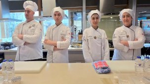 Kocaeli'de genç şef adayları, işi ustasından öğrendi