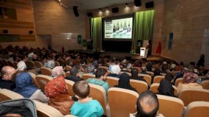 Konya Karatay'da aile seminerleri sürüyor