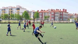 Konya Karatay'da sahada kardeşlik turnuvası