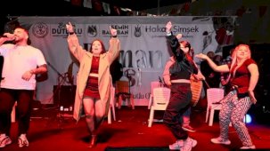 Manisa’da Romanlar gönüllerince eğlendi