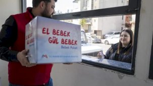 Mersin’de bebeklere “El Bebek Gül Bebek” desteği