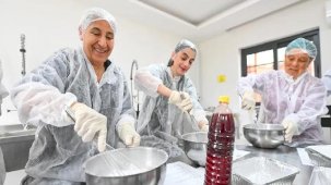 Mersin’de kan portakalı lokumla buluştu