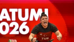 Milli halterci Tuana Süren'den Avrupa'da altın madalya