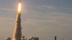 NASA Artemis II Görevi Başladı: Orion Uzay Aracı Astronotlarla Ay’a Gidiyor