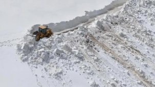 Ordu’da Mayıs geldi, kar bitmedi