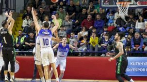 Sakarya Büyükşehir Basketbol 1. Lig’e yükseldi