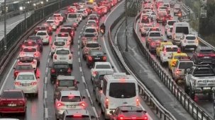 Trafiğe kayıtlı taşıtlar 34 milyonu geçti