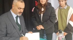 Veysel Karani’de öğrencilere 'başarıda arkadaş seçimi' anlatıldı