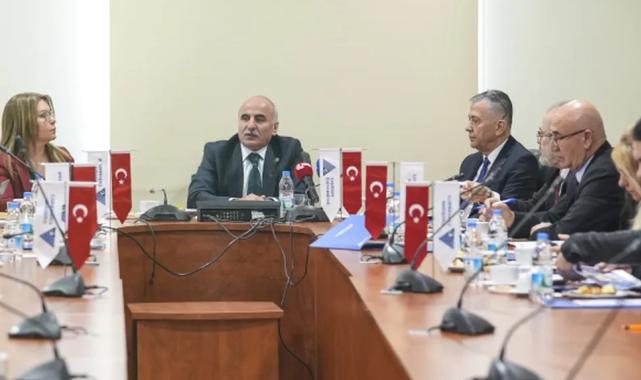 TBMM heyetinden üniversite ve Maarif Vakfı ziyareti