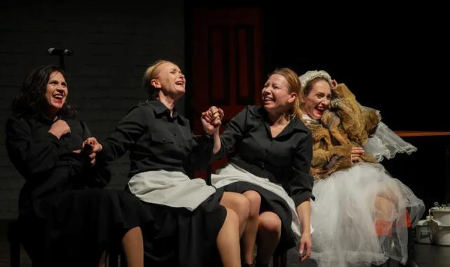 Trabzon’da tiyatro festivali coşkusu sürüyor