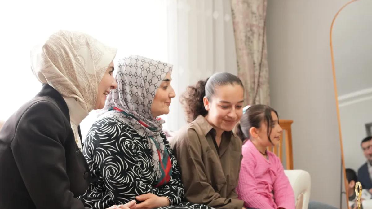 Bakan Göktaş'tan bayram ziyaretleri