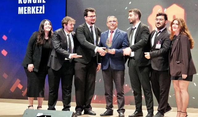Gebze Teknik'te bilim, sanat ve iş dünyasının 'prestij' buluşması
