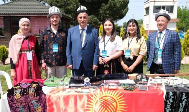 Gebze'de Türk Dünyası teknoloji ve kültür köprüsü kurdu