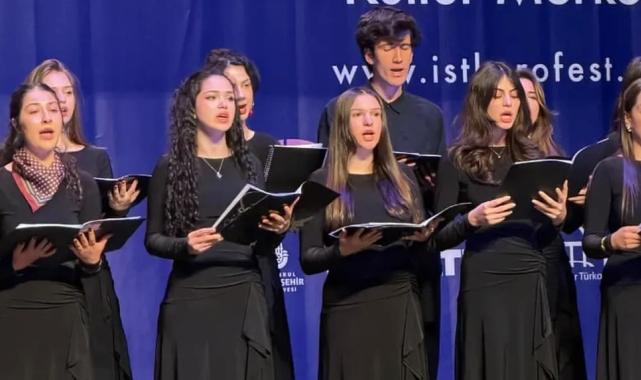 İstanbul Maltepe’nin genç seslerinden çok sesli müzik ziyafeti