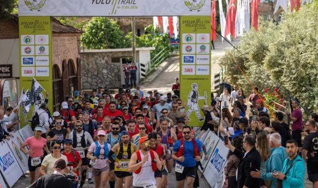 İzmir'de Efeler Yolu Ultra Trail’de madalyalar verildi