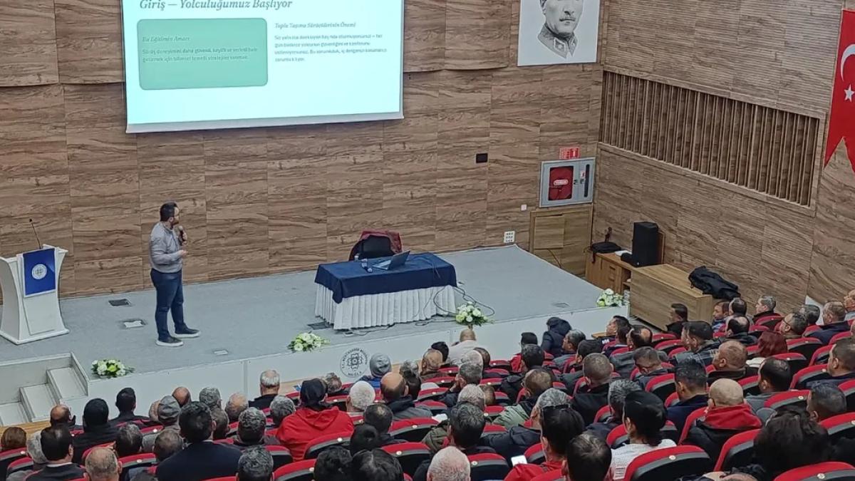 Muğla’da 2 bin 750 şoföre mesleki gelişim eğitimi