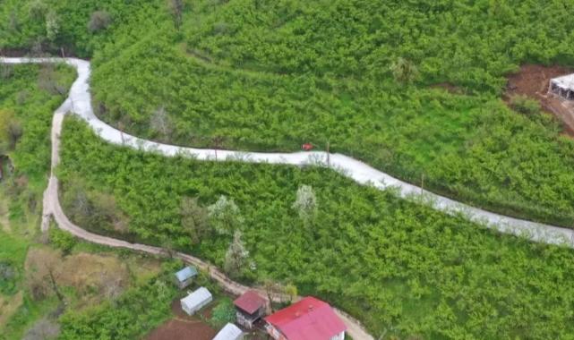 Ordu Kumru’da beton yol çalışması