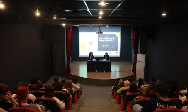 Sinemaseverler “SineFilozofi” söyleşisinde buluştu
