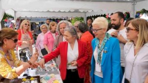 Adana Girişimci Kadın Emeği Pazarı açıldı