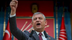 AK Parti'ye geçen Başkan Köksal'a 'Özel' tepki: CHP’nin kapısında yalvarma!