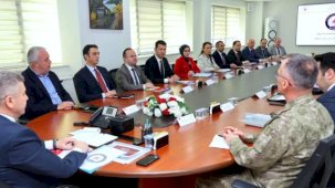 Artvin’de okulların güvenlik tedbirleri görüşüldü