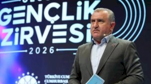 Bakan Bak’tan gençlere dezenformasyon uyarısı