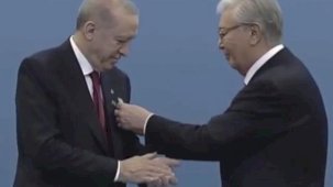 Cumhurbaşkanı Erdoğan’a Kazakistan’da “Hoca Ahmet Yesevi Nişanı” takdim edildi