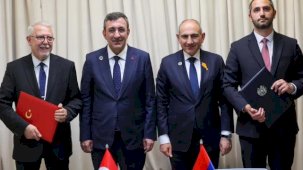Cumhurbaşkanı Yardımcısı Cevdet Yılmaz Erivan’da temaslarını sürdürüyor
